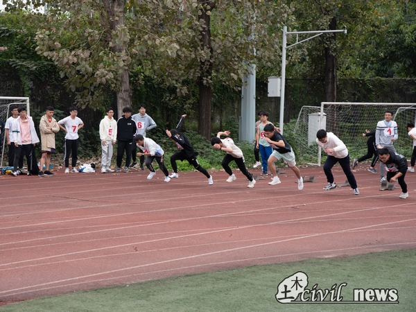 1604217933980065665.jpg 02.jpg