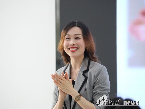 1619170385018092329.jpg 02.jpg