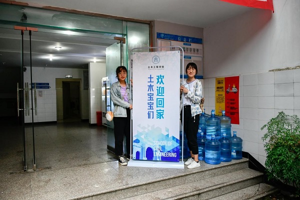 1563352495028062145.jpg 8.jpg