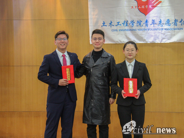 1574485346728066250.jpg IMG_5764.jpg