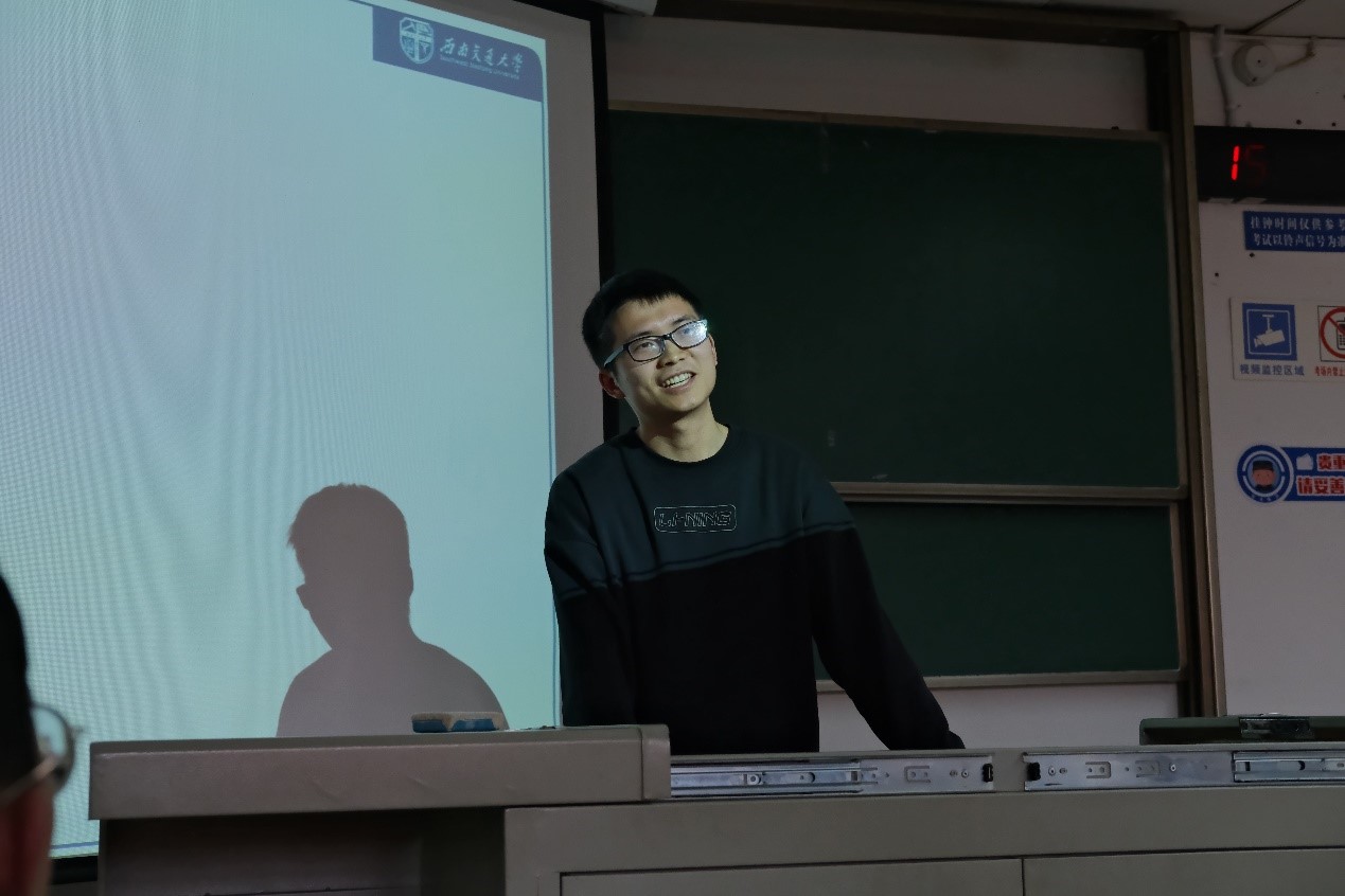 1648292930510079770.jpg 1648292930510079770.jpg