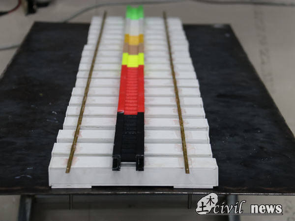 1621901392192077009.jpg 02.jpg