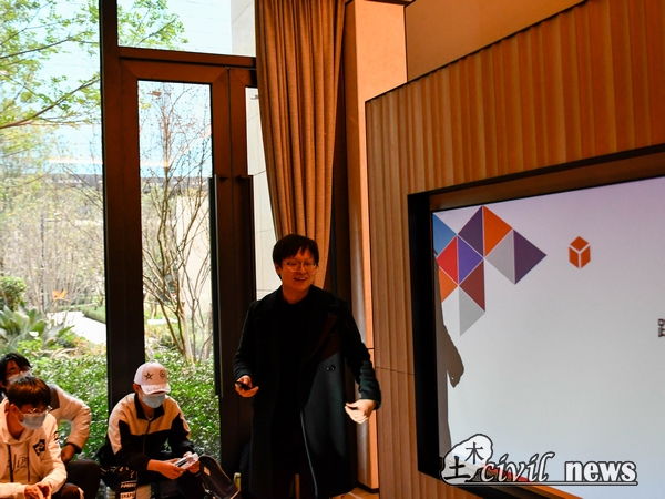 1606143402444011248.jpg nEO_IMG__DSC0928.jpg