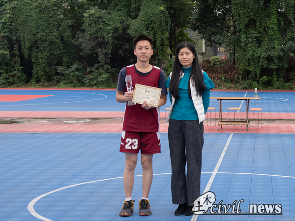 1603197281615049489.jpg DSC_3035.jpg