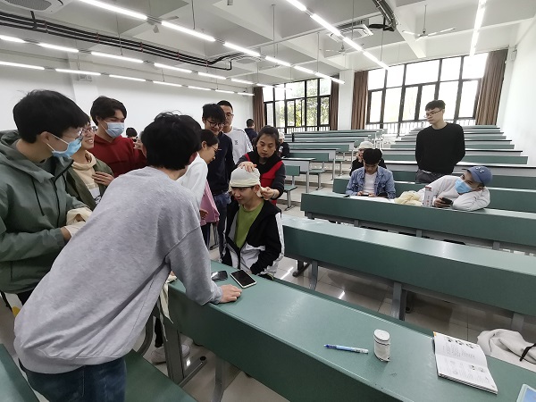 1617808835401080710.jpg 06.jpg