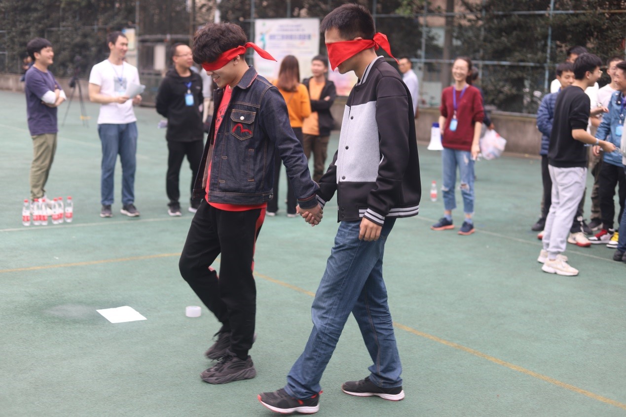 1571744026934077768.jpg 1571744026934077768.jpg