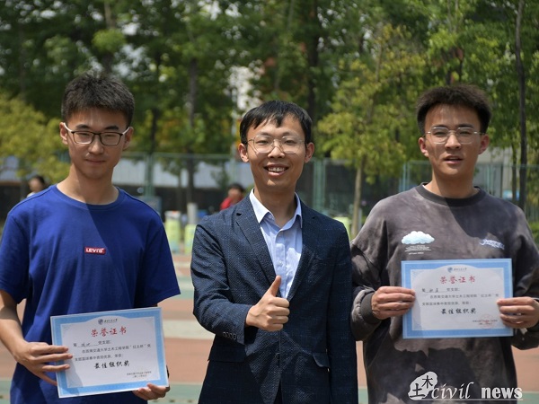 1650893334369020066.jpg 3.jpg