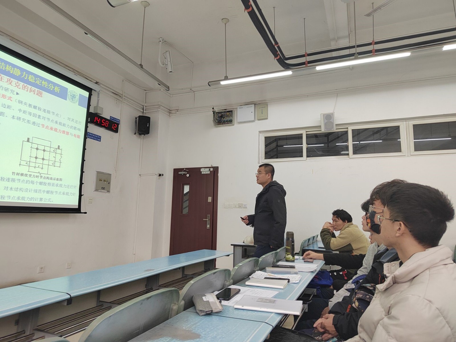 1639982584087024276.jpg 3.jpg