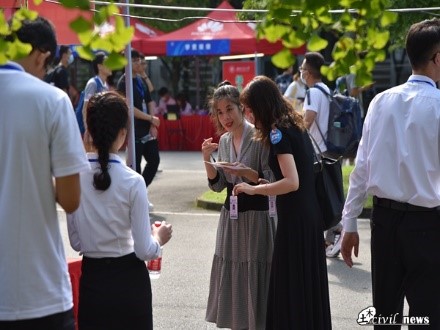 1599832902705061233.jpg 1599832902705061233.jpg