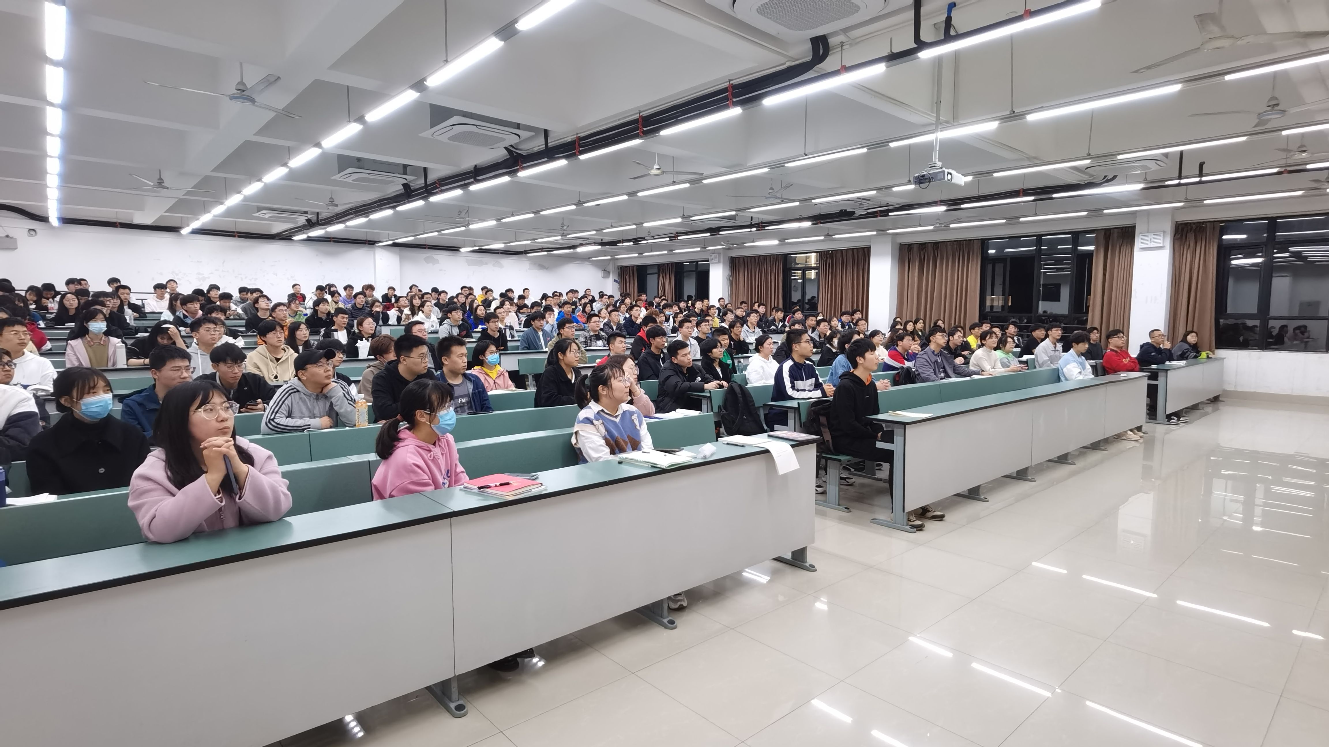 1649309838434059571.jpg 1649309838434059571.jpg