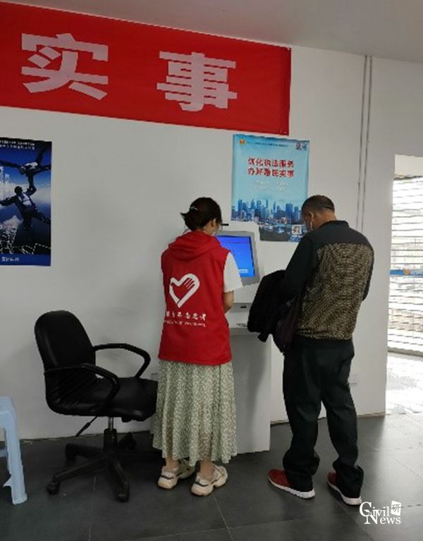 1622018825230098487.jpg 02.jpg